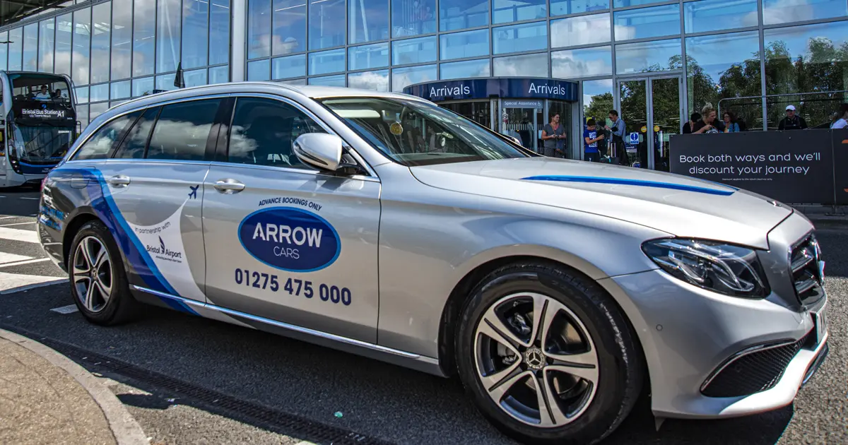 arrow taxi bristol airport - Can I pay cash in taxi in Bristol