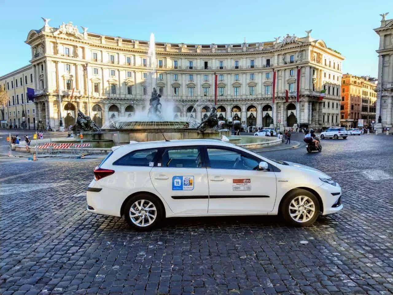 book a taxi italy - Can you pre book taxis in Italy