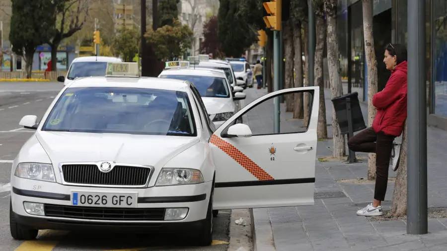 taxi tarragona - Cómo pedir taxi en Salou