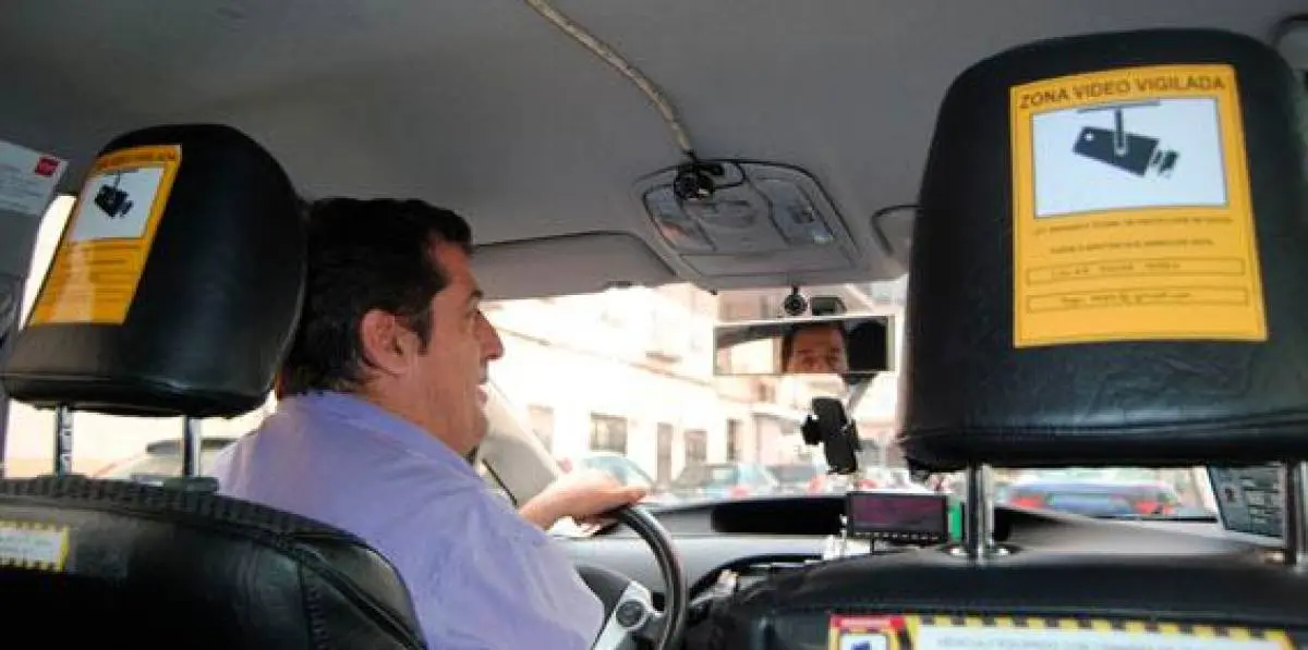 camara seguridad taxi - Cómo pueden ser las camaras de seguridad