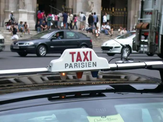 taxi francia - Cómo son los taxis de Francia