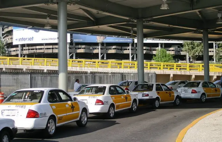 taxi seguro aeropuerto cdmx - Cuánto cobra un taxi del aeropuerto de la Ciudad de México a Taxqueña