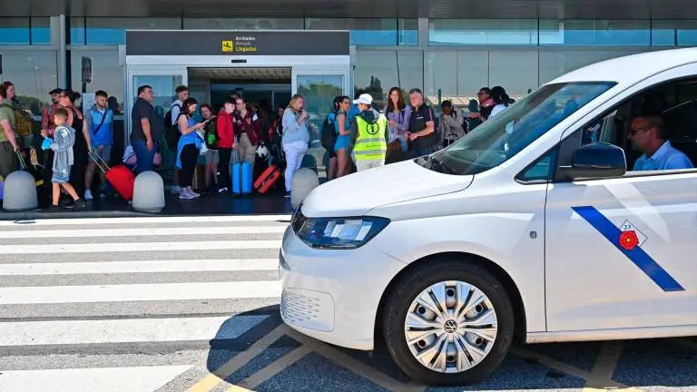 taxi aeropuerto reus - Cuánto cuesta un taxi de Reus al aeropuerto