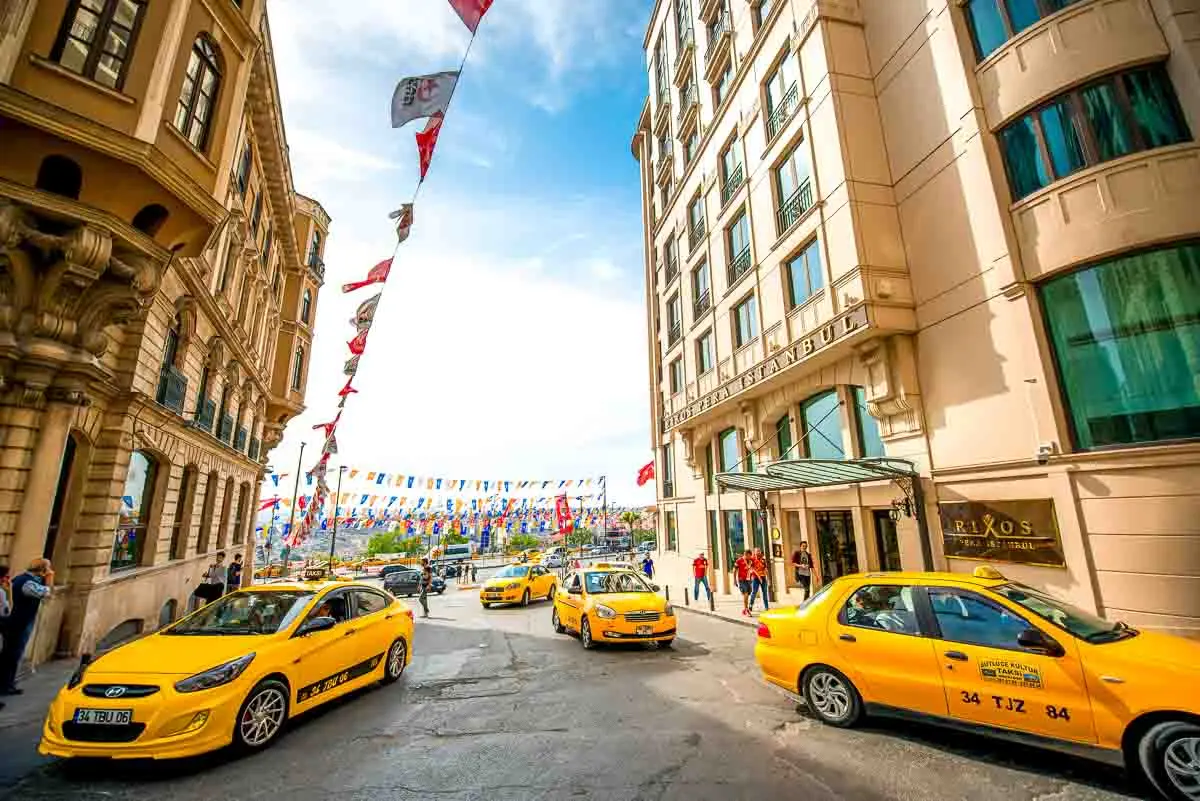 precio taxi aeropuerto estambul al centro - Cuánto cuesta un taxi del aeropuerto de Estambul a la Mezquita Azul