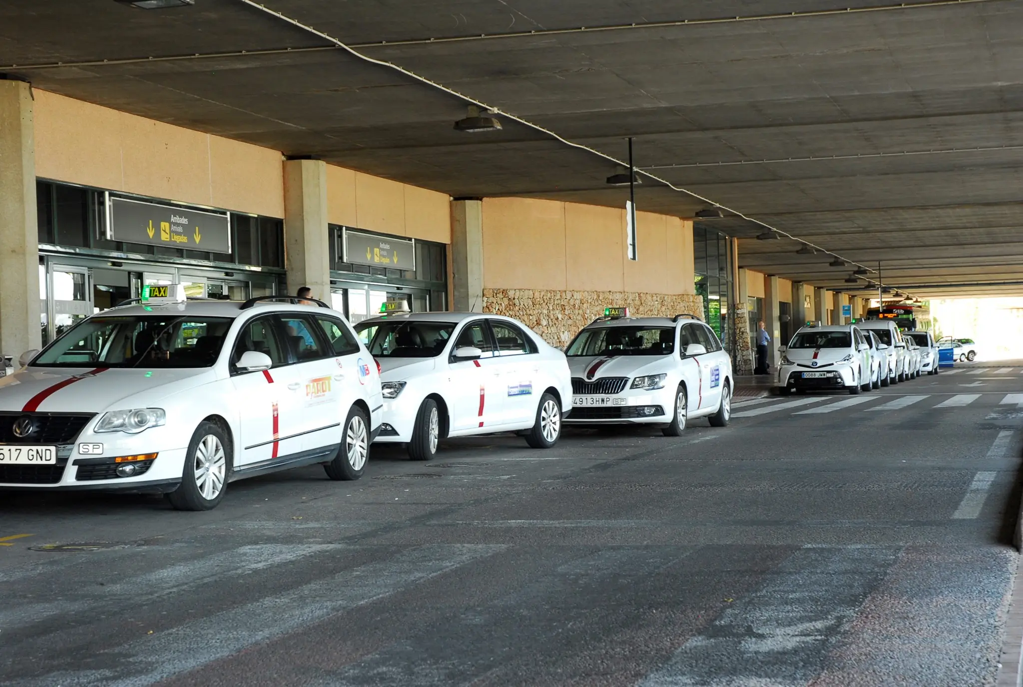 taxi menorca teléfono - Cuánto vale un taxi del aeropuerto de Menorca a Ciudadela