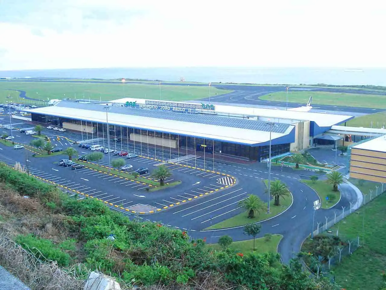 taxi aeropuerto ponta delgada - Dónde aterrizar en las Azores
