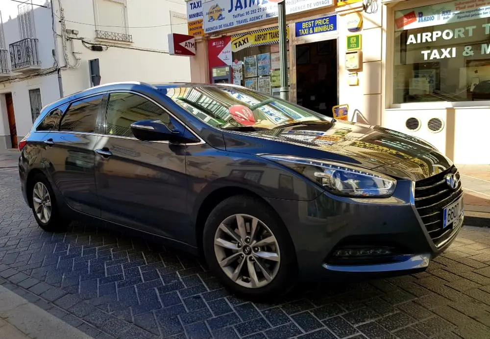 nerja to malaga airport taxi - Is there a public bus from Malaga Airport to Nerja
