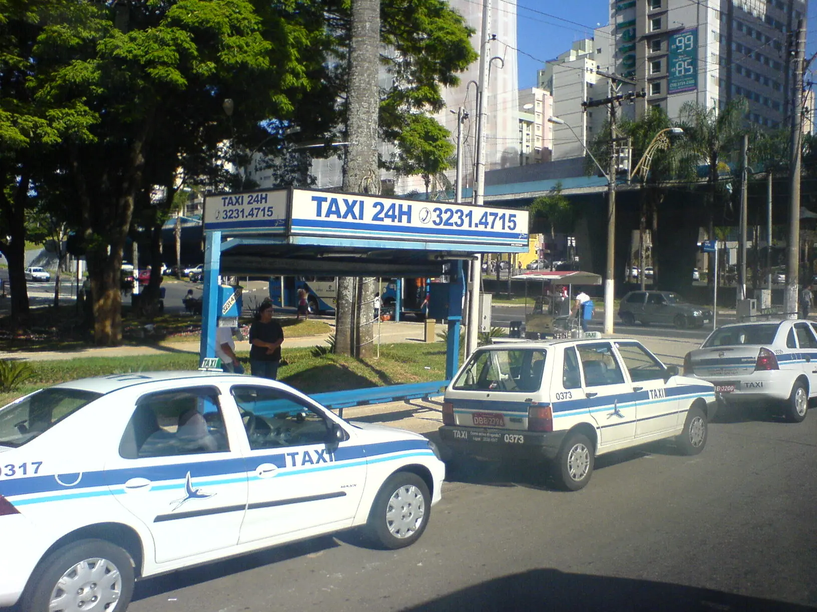 ponto de taxi - Qué significa taxi en Brasil