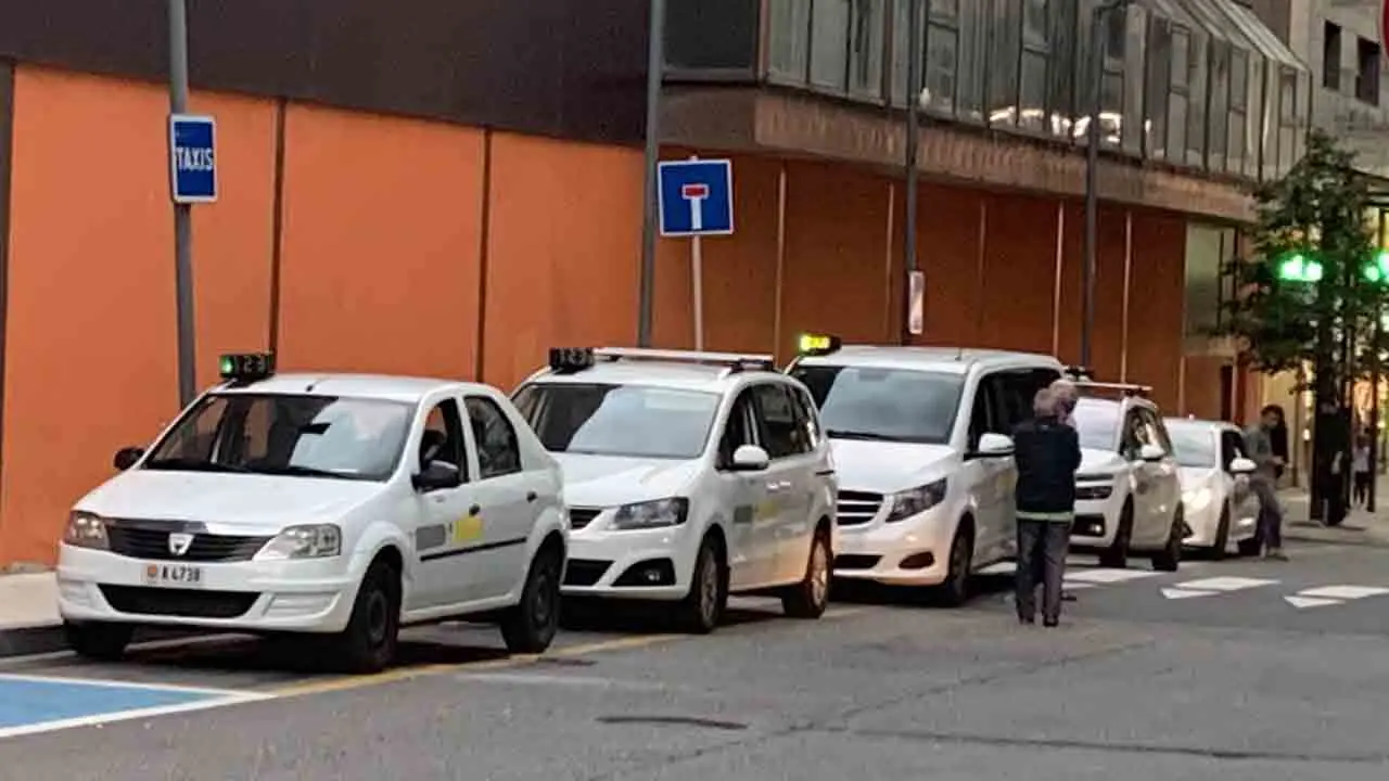 taxi andorra precio - Qué vale un taxi en Andorra