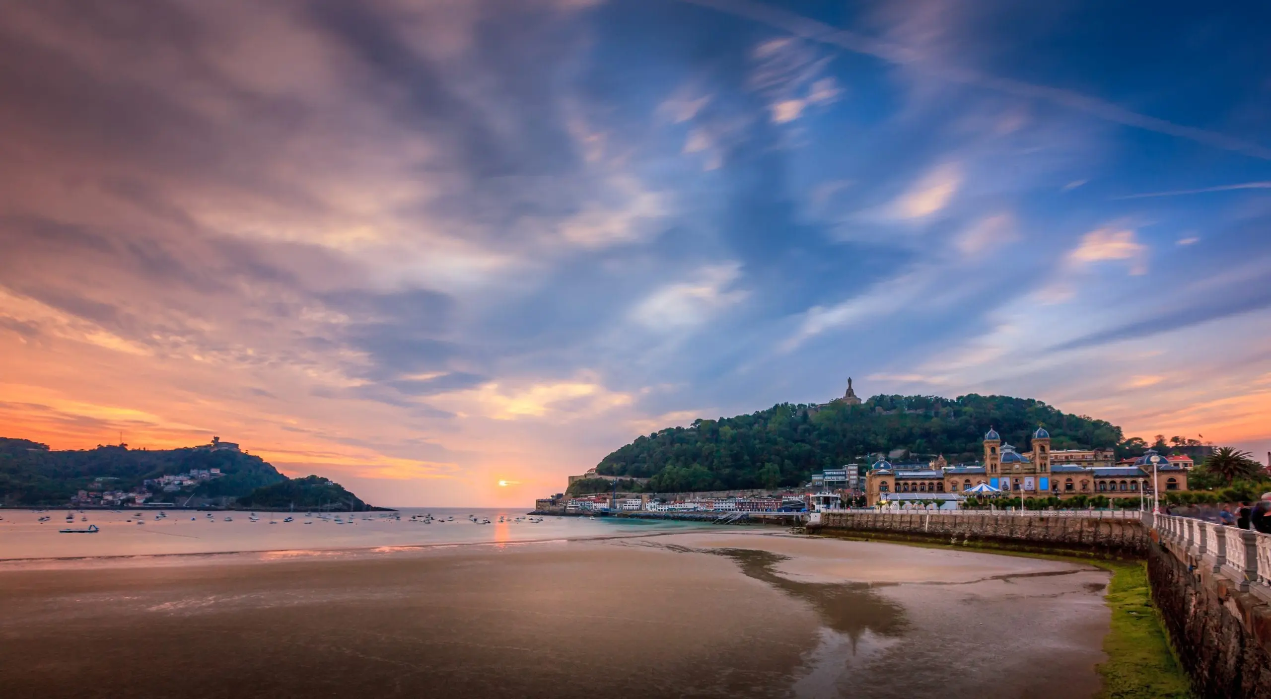 how much is a taxi from bilbao to san sebastian - What is the easiest way to get to San Sebastian